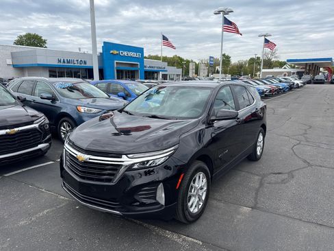 Used 2023 Chevrolet Equinox LT FWD image 3