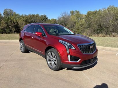 New 2025 Cadillac XT5 Premium Luxury w/ Technology Package