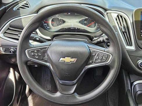 Used 2024 Chevrolet Malibu LT image 14