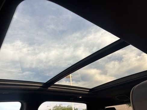 Used 2023 RAM 1500 Laramie image 10