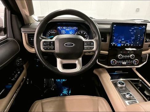 Used 2024 Ford Expedition Max Limited image 6