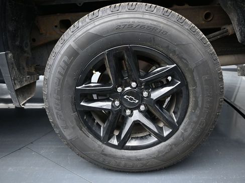 Used 2020 Chevrolet Silverado 1500 LT Trail Boss AWD/4WD image 10