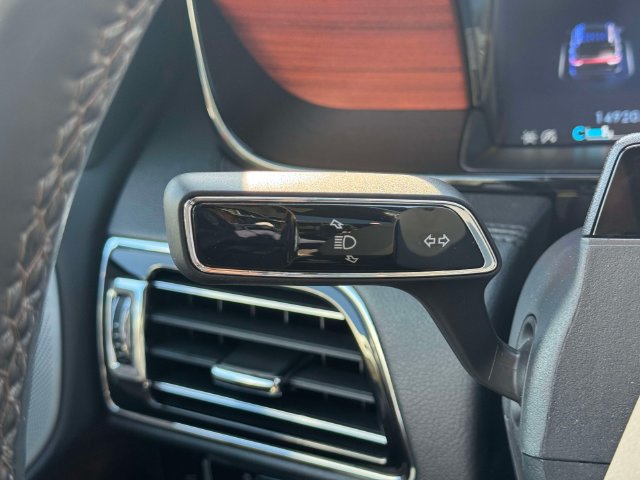 Used 2024 Lincoln Navigator Reserve AWD/4WD image 29