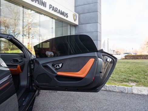 Used 2016 Lamborghini Huracan LP 610-4 image 40