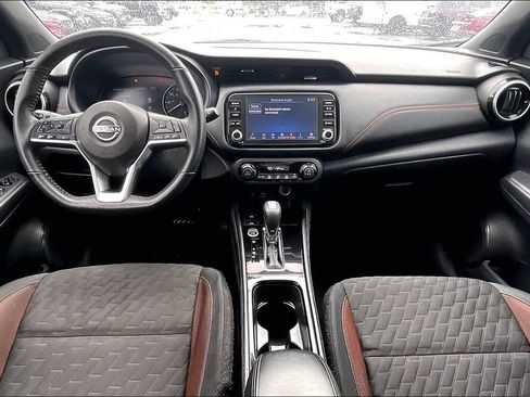 Used 2023 Nissan Kicks SR FWD image 7