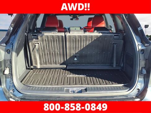 Used 2023 Toyota Highlander XSE image 5