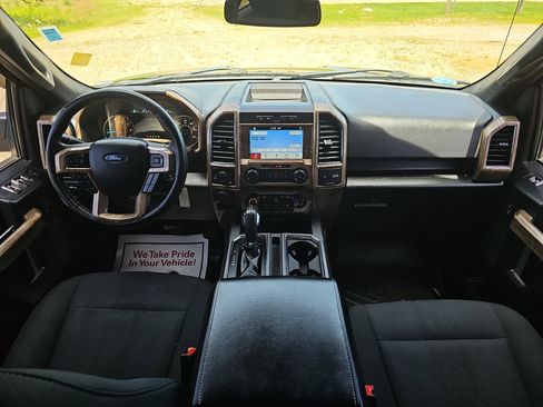 Used 2018 Ford F150 XLT w/ Equipment Group 302A Luxury AWD/4WD image 18