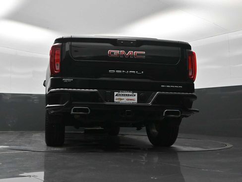 Used 2024 GMC Sierra 1500 Denali w/ Technology Package AWD/4WD image 24