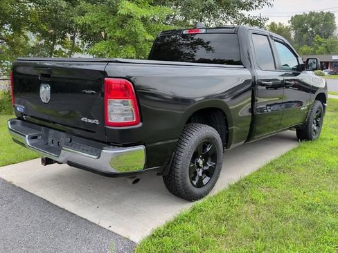 Used 2022 RAM 1500 Big Horn AWD/4WD image 3