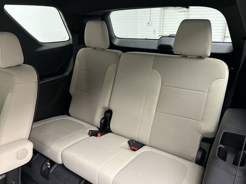 Certified 2022 Chevrolet Traverse LT w/ LPO, Floor Liner Package image 13
