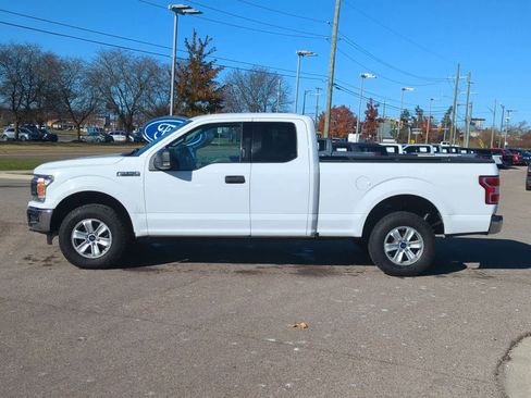 Used 2020 Ford F150 XLT w/ Trailer Tow Package image 5