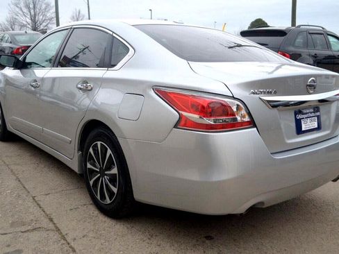 Used 2015 Nissan Altima 2.5 S w/ Power Driver Seat Package image 6