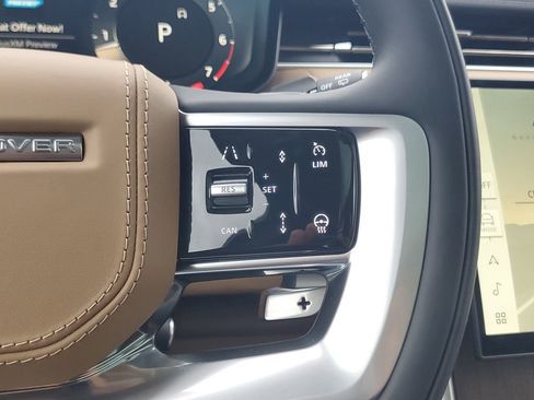 New 2026 Land Rover Range Rover SE AWD/4WD image 17