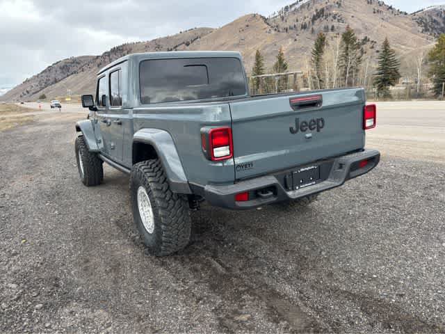 Used 2025 Jeep Gladiator Sport AWD/4WD image 7