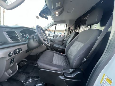 Used 2024 Ford Transit 250 Low Roof w/ Exterior Upgrade Package image 18