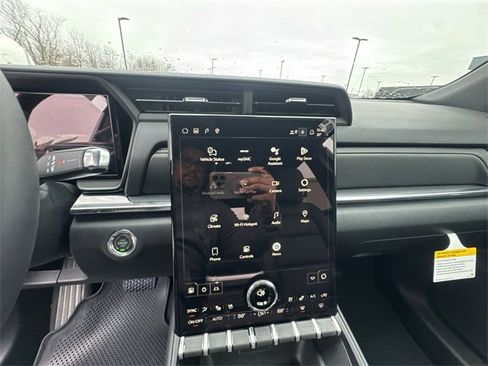 New 2026 GMC Terrain Elevation w/ Elevation Premium Package image 14