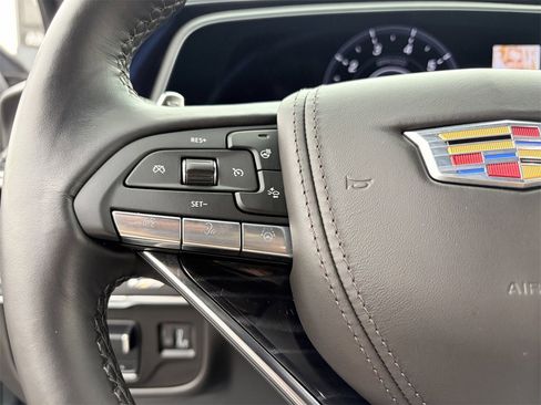 Certified 2024 Cadillac Escalade ESV V w/ Heavy-Duty Trailer Package image 22