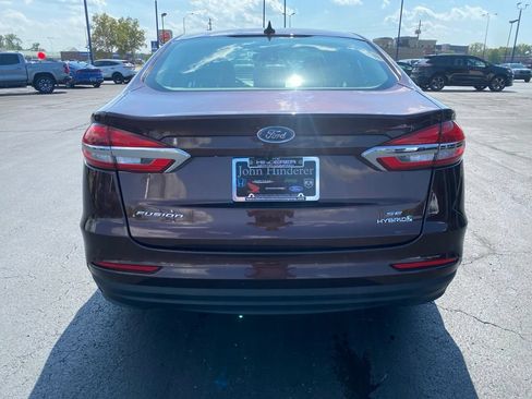 Certified 2019 Ford Fusion SE FWD image 5