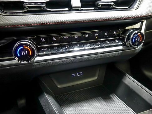 New 2026 Chevrolet Equinox RS image 22