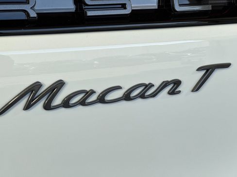 New 2026 Porsche Macan Turbo image 33