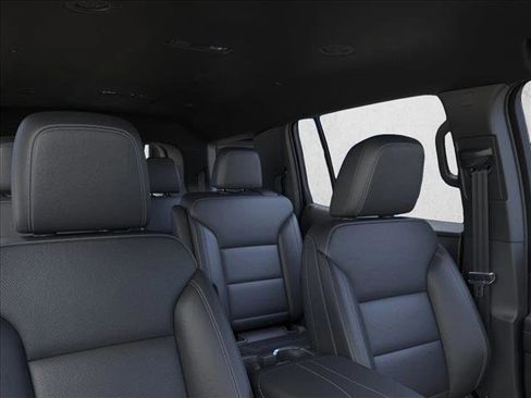 New 2026 Chevrolet Traverse LT w/ Driver Confidence Package image 24