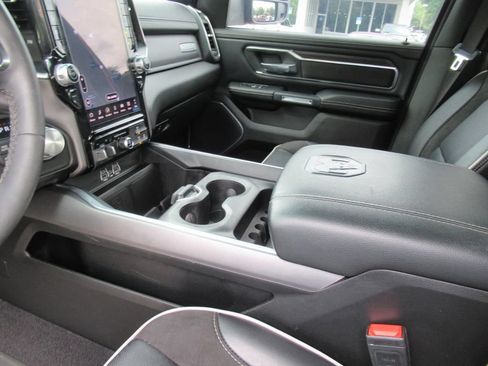 Used 2025 RAM 1500 Laramie w/ Sport Appearance Package AWD/4WD image 16