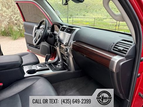 Used 2021 Toyota 4Runner Limited AWD/4WD image 36