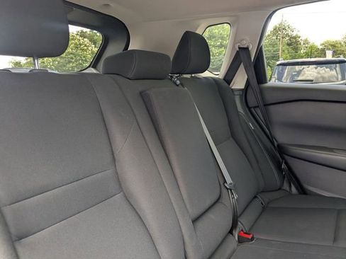 Used 2024 Nissan Rogue S FWD image 29