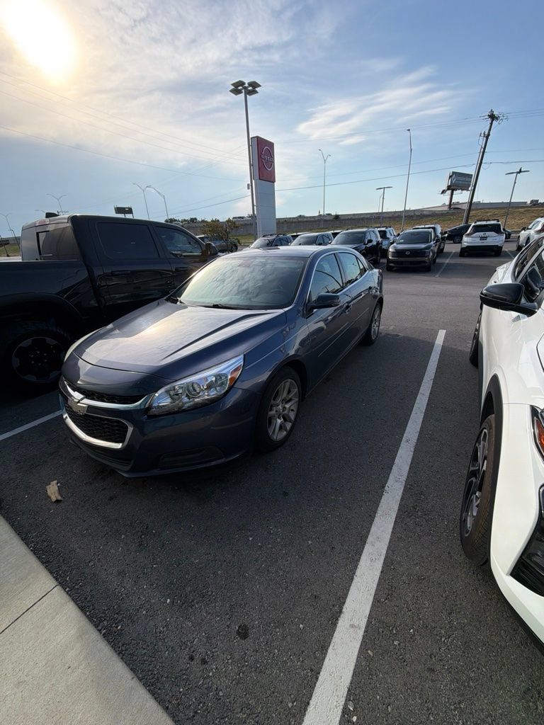 Used 2015 Chevrolet Malibu LT w/ Power Convenience Package FWD image 7