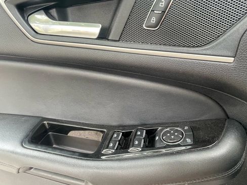 Used 2020 Ford Edge SEL w/ Convenience Package image 17