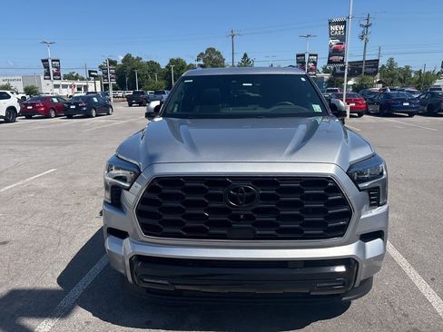 Used 2024 Toyota Sequoia Platinum image 12