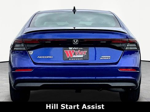 Used 2024 Honda Accord Sport image 5