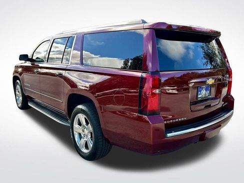 Used 2020 Chevrolet Suburban Premier image 7
