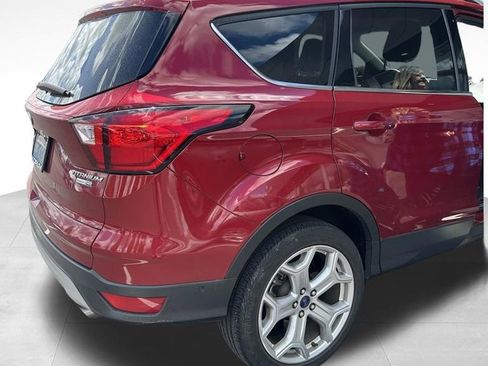 Used 2019 Ford Escape Titanium AWD/4WD image 11