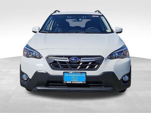 Used 2021 Subaru Crosstrek 2.0i Premium image 2