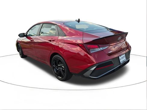Certified 2026 Hyundai Elantra Sport FWD image 3