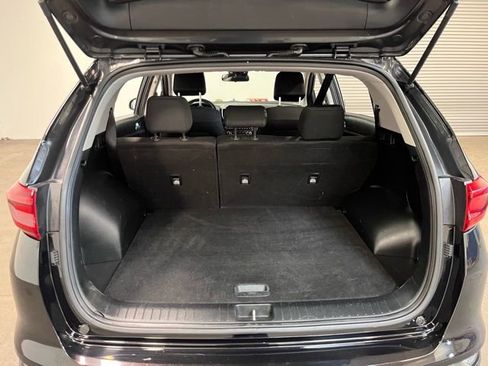 Used 2022 Kia Sportage LX FWD image 17