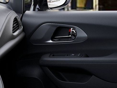 New 2026 Chrysler Pacifica Limited image 25