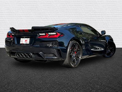 Used 2024 Chevrolet Corvette Z06 RWD image 6