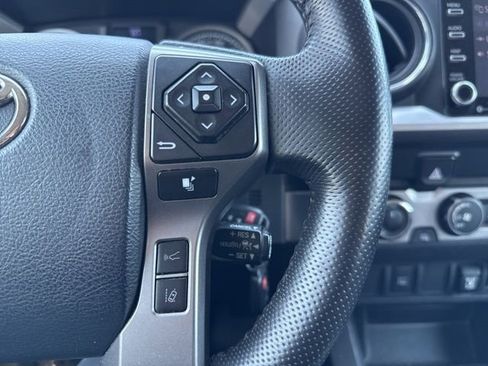 Used 2020 Toyota Tacoma SR5 image 22