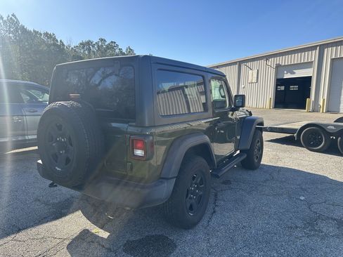 Used 2020 Jeep Wrangler Sport image 7