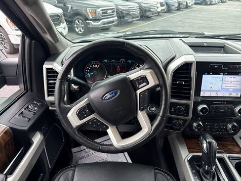 Used 2018 Ford F150 Lariat w/ Equipment Group 502A Luxury AWD/4WD image 24