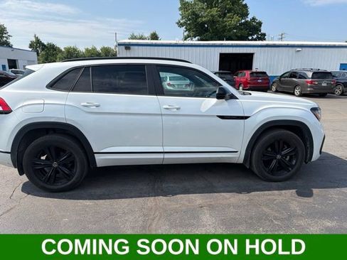 Used 2023 Volkswagen Atlas Cross Sport SEL R-Line AWD/4WD image 1