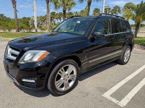 Used 2015 Mercedes-Benz GLK 350 4MATIC image 4