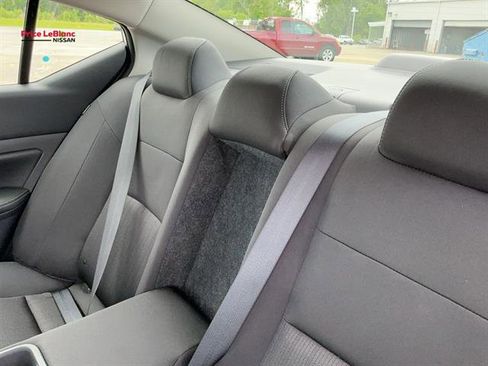 New 2026 Nissan Altima 2.5 SV w/ SV Special Edition Package FWD image 10