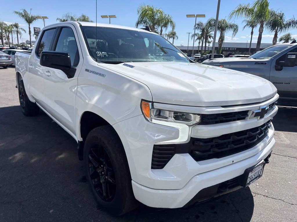 Used 2023 Chevrolet Silverado 1500 RST AWD/4WD image 5