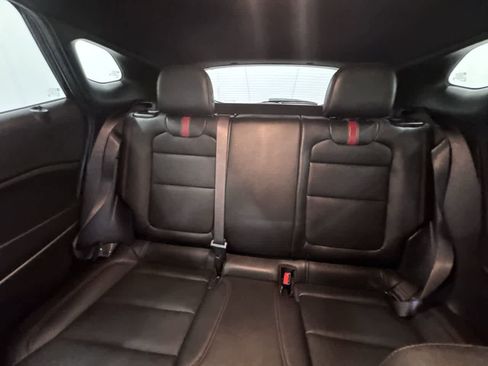 Used 2025 Chevrolet Trax RS w/ Sunroof Package image 36