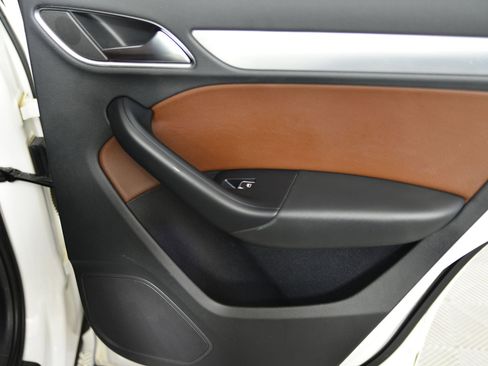 Used 2016 Audi Q3 2.0T Premium Plus image 24