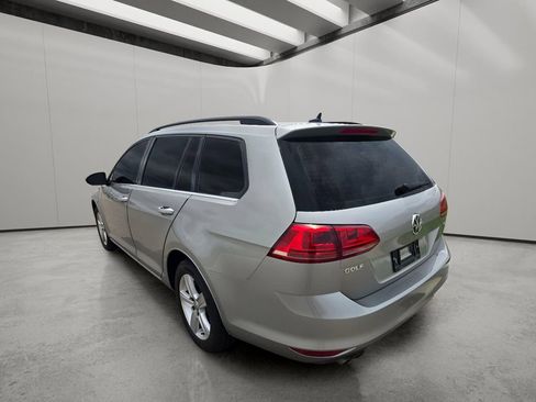 Used 2015 Volkswagen Golf TDI S FWD image 3