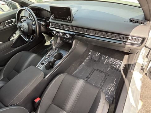 Used 2024 Honda Civic Sport image 8